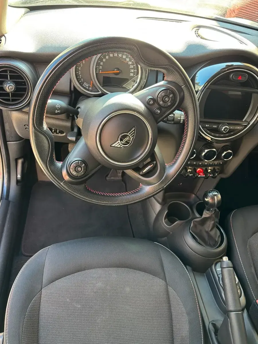 Gebraucht Mini John Cooper Works 102 PS (75 kW) 2019 Grau Kleinwagen
