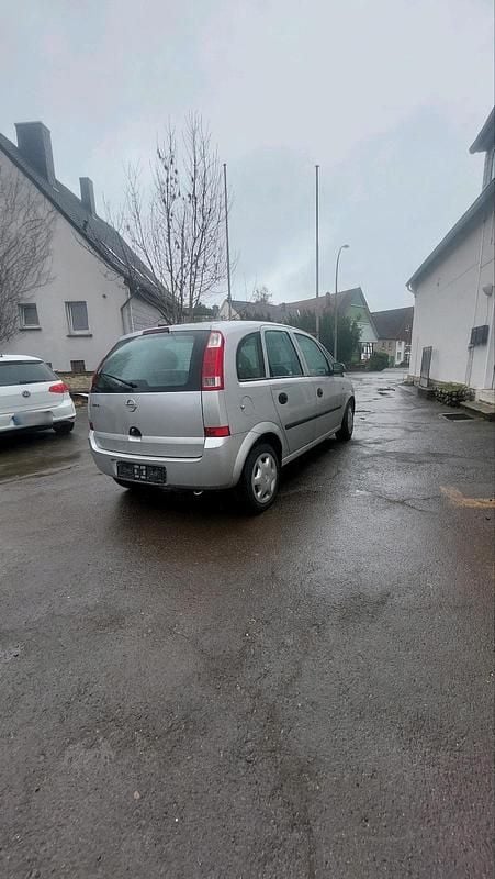 Second-hand Opel Corsa 90 CP (66 kW) 2004 Gri Hatchback