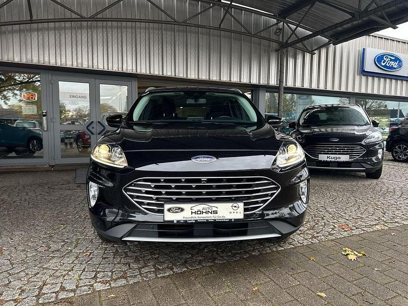 Gebraucht Ford Kuga Titanium 152 PS (111 kW) 2022 Schwarz SUV
