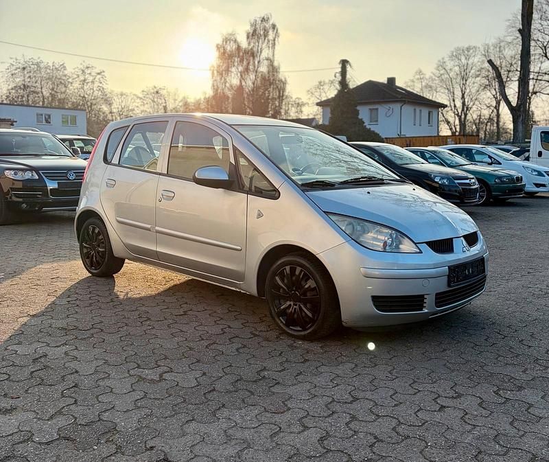 Gebraucht Mitsubishi Colt 75 PS (55 kW) 2005 Grau Kleinwagen