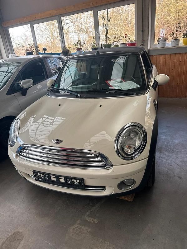 Gebraucht Mini Cooper Cabriolet 120 PS (88 kW) 2009 Weiß Cabrio