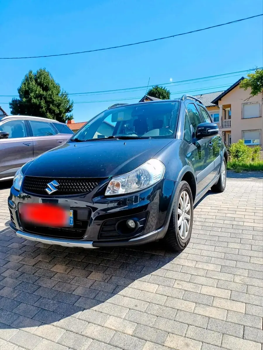 Gebraucht Suzuki SX4 135 PS (99 kW) 2011 Schwarz SUV