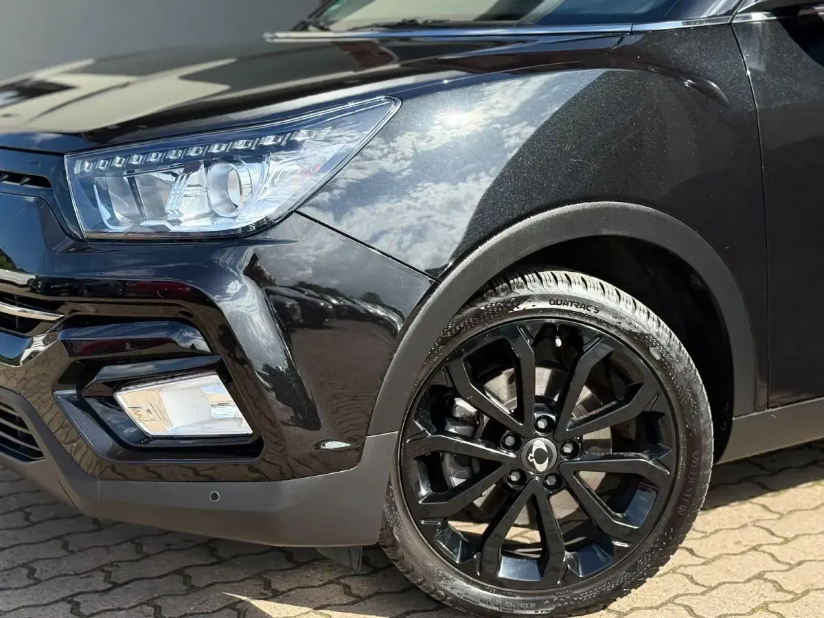Gebraucht SsangYong Tivoli Sapphire 128 PS (94 kW) 2019 Schwarz SUV