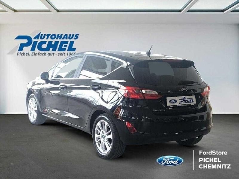 Gebraucht Ford Fiesta Titanium 125 PS (91 kW) 2023 Schwarz(metallic) Kleinwagen