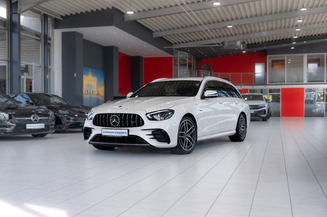 Diamantweiss metalliclack Gebraucht 2020 Mercedes E53 AMG AMG line Kombi | 51.980 € (Fairer Preis) - Bild 1/4