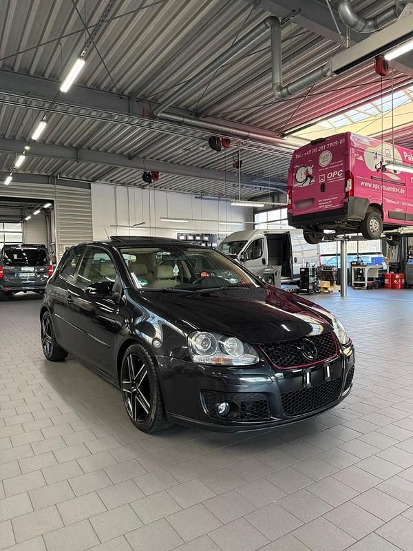 Gebraucht VW Golf V 140 PS (102 kW) 2005 Schwarz Kleinwagen