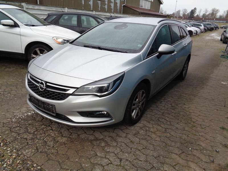 Gebraucht Opel Astra Edition 150 PS (110 kW) 2016 Grau Kombi
