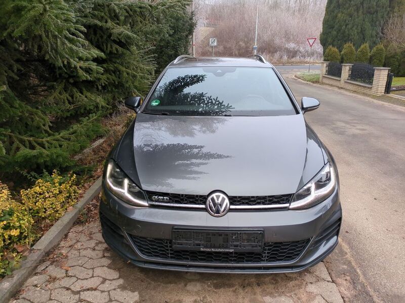 Grau Gebraucht 2017 VW Golf VII GTD Kombi | 16.999 € (Fairer Preis) - Bild 1/4