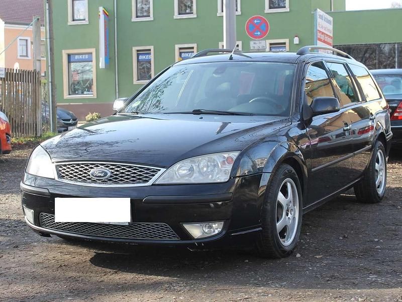 Gebraucht Ford Mondeo Ghia 131 PS (96 kW) 2005 Pantherschwarz metallic Kombi