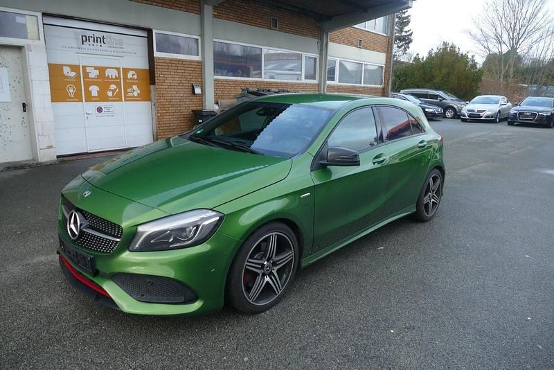 Gebraucht Mercedes A250 218 PS (160 kW) 2018 Grün Kleinwagen
