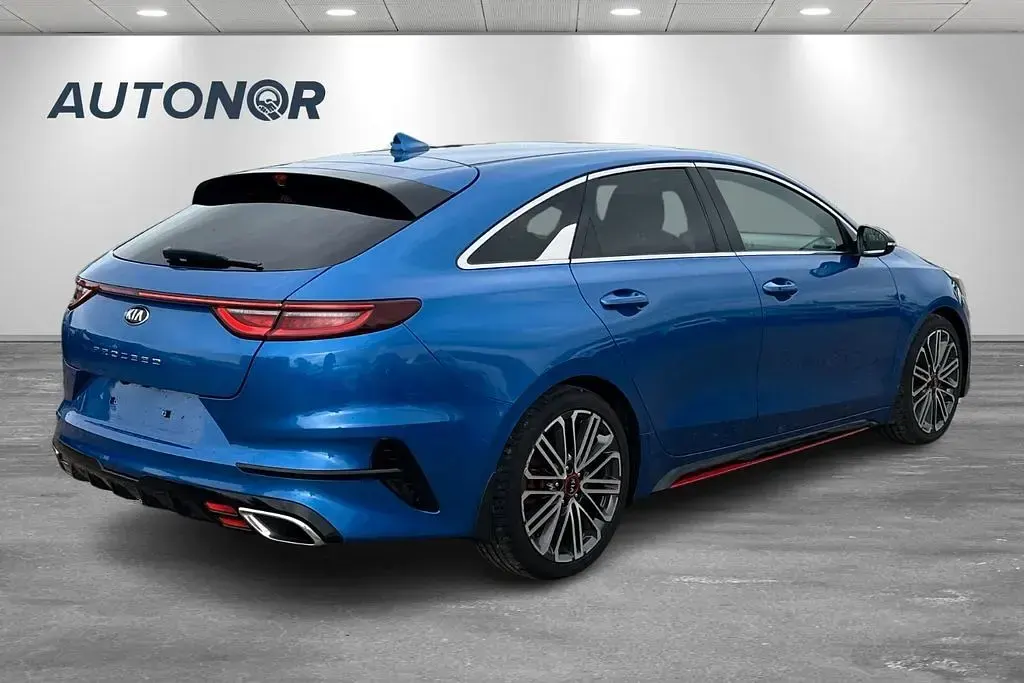 Second-hand Kia ProCeed GT GT 204 CP (150 kW) 2019 Albastru Hatchback