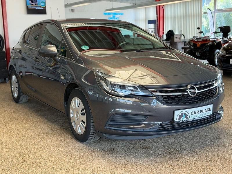 Gebraucht Opel Astra Edition 125 PS (91 kW) 2016 Limousine