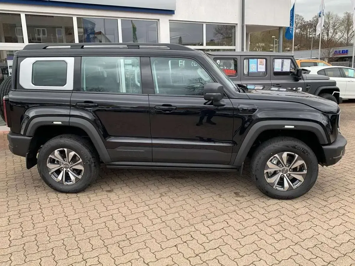Ny Baic BJ40 234 HK (172 kW) 2026 Sort SUV