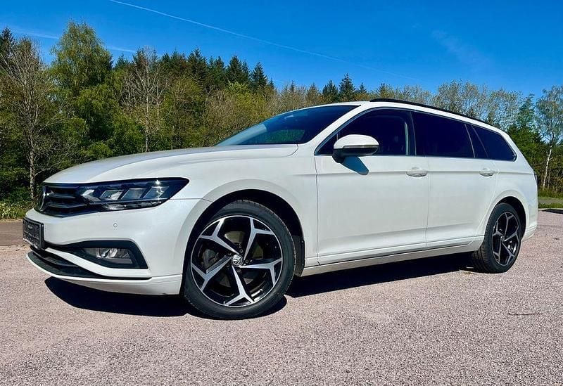 Gebraucht VW Passat Elegance 190 PS (139 kW) 2020 Weiß Kombi