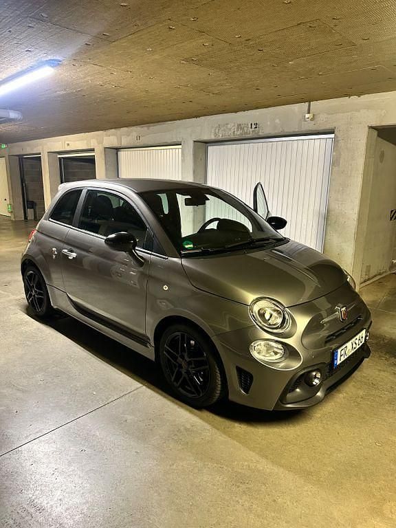 Gebraucht Abarth 500 160 PS (117 kW) 2022 Grau Kleinwagen