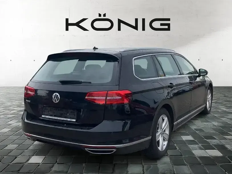 Gebraucht VW Passat Highline 220 PS (161 kW) 2018 Schwarz Kombi