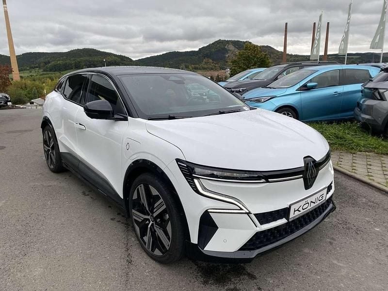 Gebraucht Renault Megane E-Tech Iconic 160 kW (218 PS) 2022 Weiss 369 + schwarz gne Limousine