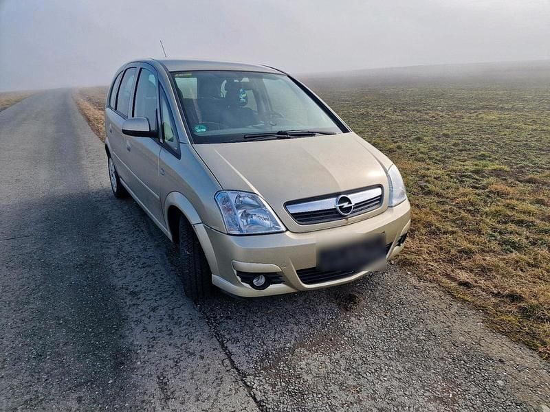 Gebraucht Opel Meriva 105 PS (77 kW) 2008 Gold Van / Kleinbus