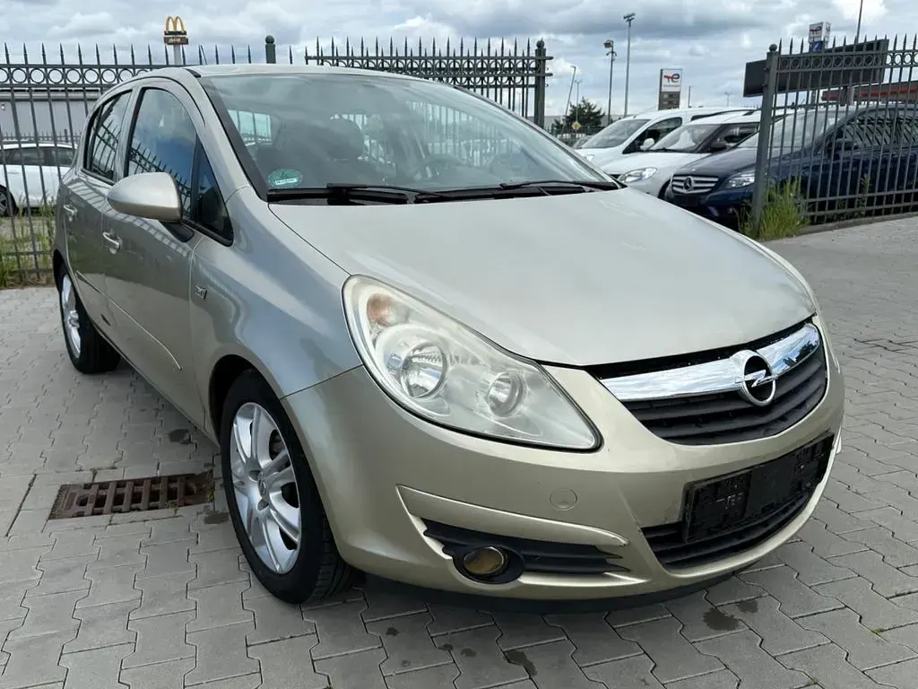 Gebraucht Opel Corsa Edition 80 PS (58 kW) 2007 Silber Kleinwagen