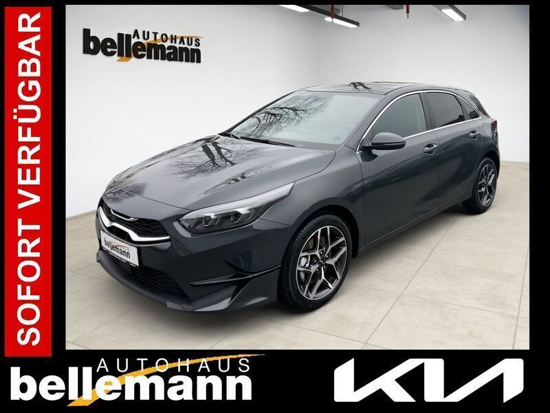 Grau Neu 2025 Kia Ceed Style Limousine | 27.390 € (Fairer Preis) - Bild 1/4
