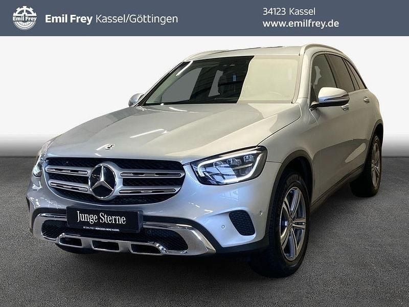 Gebraucht Mercedes GLC300e Exclusive 306 PS (225 kW) 2021 Silber SUV