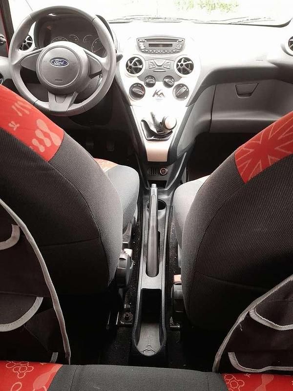 Gebraucht Ford Ka Trend 69 PS (50 kW) 2009 Rot Limousine