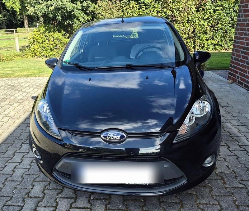 Schwarz Gebraucht 2012 Ford Fiesta Kleinwagen | 4.650 € (Fairer Preis) - Bild 1/4