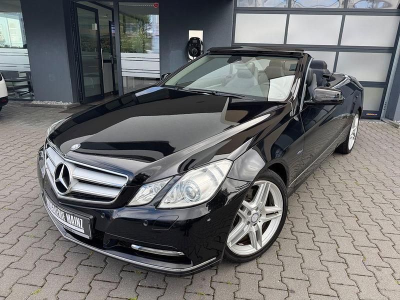 Schwarz Gebraucht 2011 Mercedes E350 Cabrio | 16.890 € (Fairer Preis) - Bild 1/4