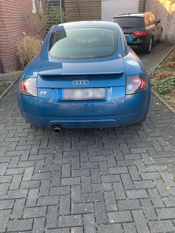 Gebraucht Audi TT Design 180 PS (132 kW) 1999 Blau Coupé