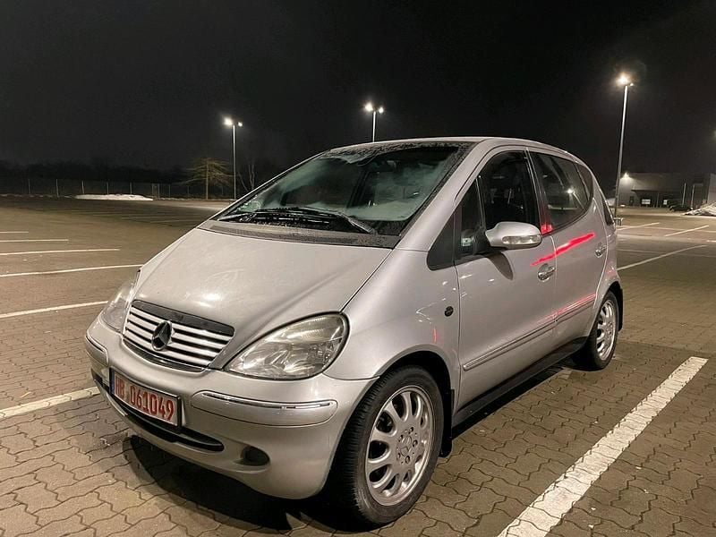 Gebraucht Mercedes A190 125 PS (91 kW) 2004 Silber Kleinwagen