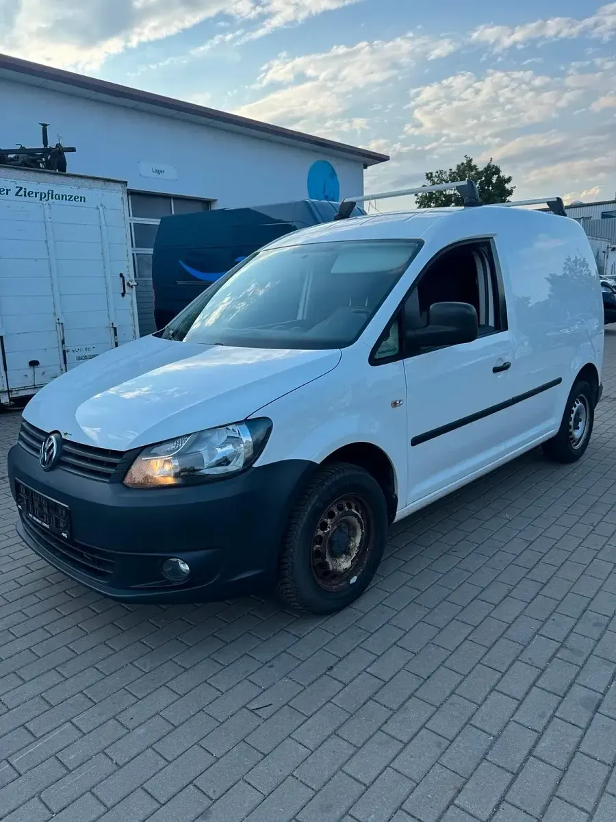 Gebraucht VW Caddy 102 PS (75 kW) 2011 Weiß Van / Kleinbus
