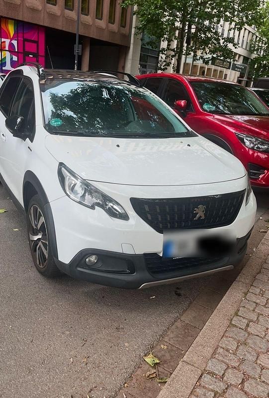 Weiß Gebraucht 2017 Peugeot 2008 GT-line SUV | 8.800 € (Guter Preis) - Bild 1/4