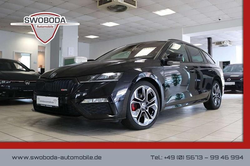 Schwarz Gebraucht 2021 Skoda Octavia RS Kombi | 29.950 € (Etwas zu teuer) - Bild 1/2