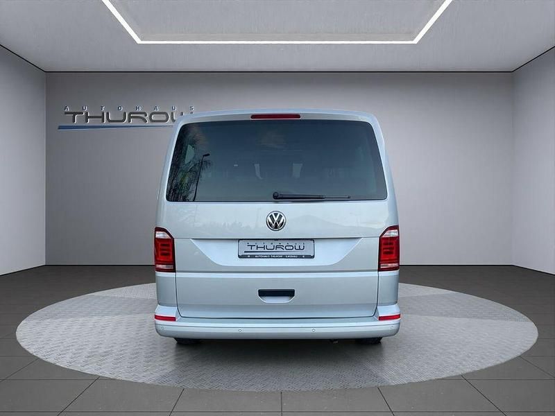 Gebraucht VW Multivan Trendline 150 PS (110 kW) 2015 Silber Van