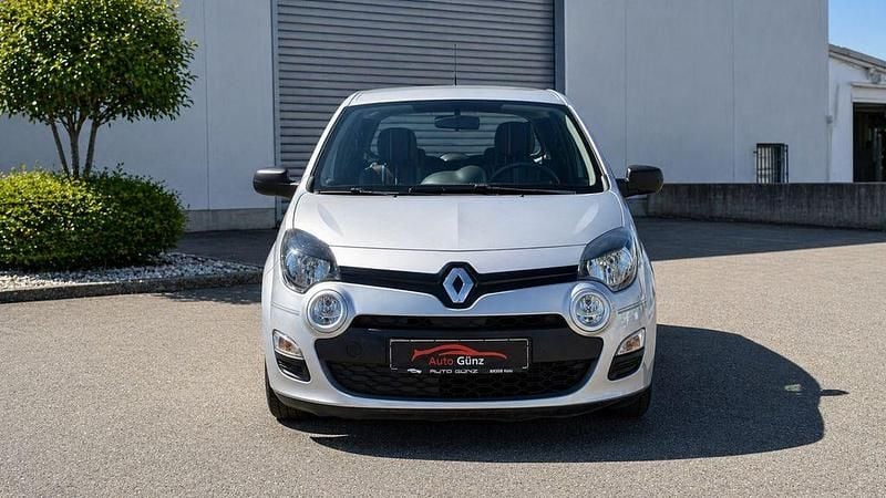 Second-hand Renault Twingo Expression 75 CP (55 kW) 2013 Argintiu Hatchback