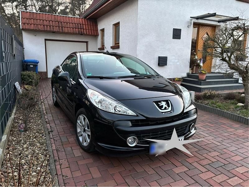 Gebraucht Peugeot 207 CC 120 PS (88 kW) 2008 Schwarz Cabrio