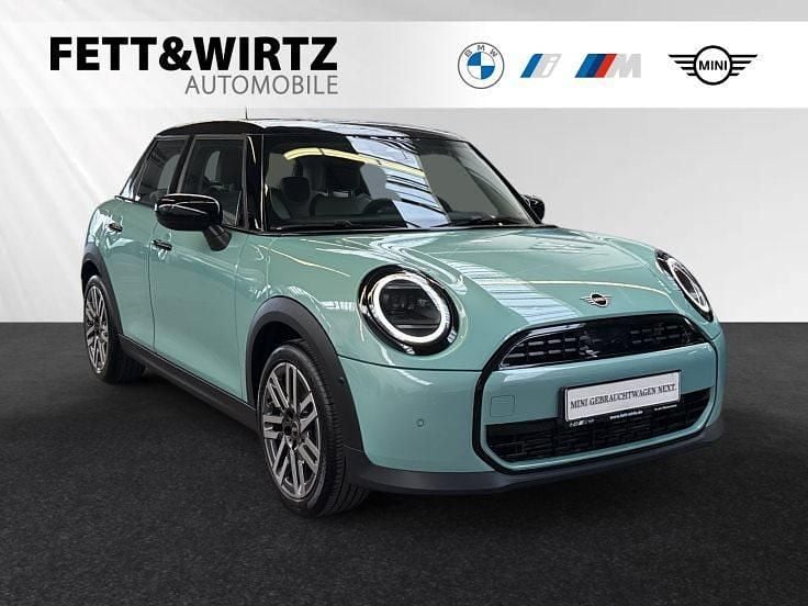 Second-hand Mini Cooper 114 kW (156 CP) 2025 Verde Hatchback