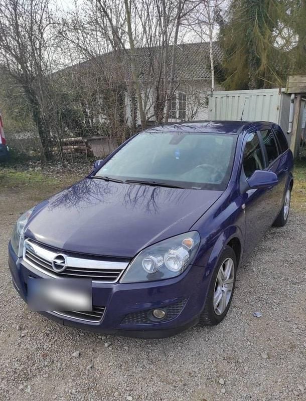 Gebraucht Opel Astra 110 PS (80 kW) 2010 Blau Kombi