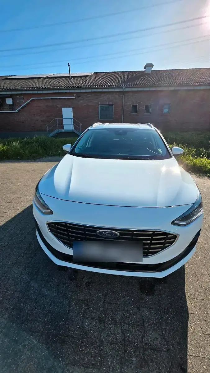 Gebraucht Ford Focus 116 PS (85 kW) 2023 Weiß Kombi