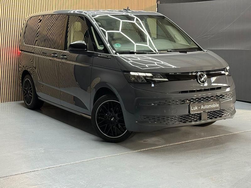 Gebraucht VW Multivan 150 PS (110 kW) 2022 Pure grey Van