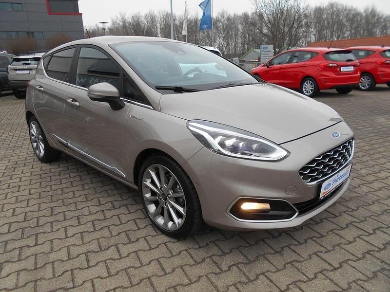 Gebraucht Ford Fiesta Vignale 101 PS (74 kW) 2018 Beige Kleinwagen
