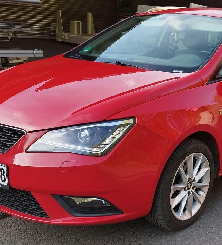 Gebraucht Seat Ibiza Ecomotive 75 PS (55 kW) 2015 Rot Kleinwagen