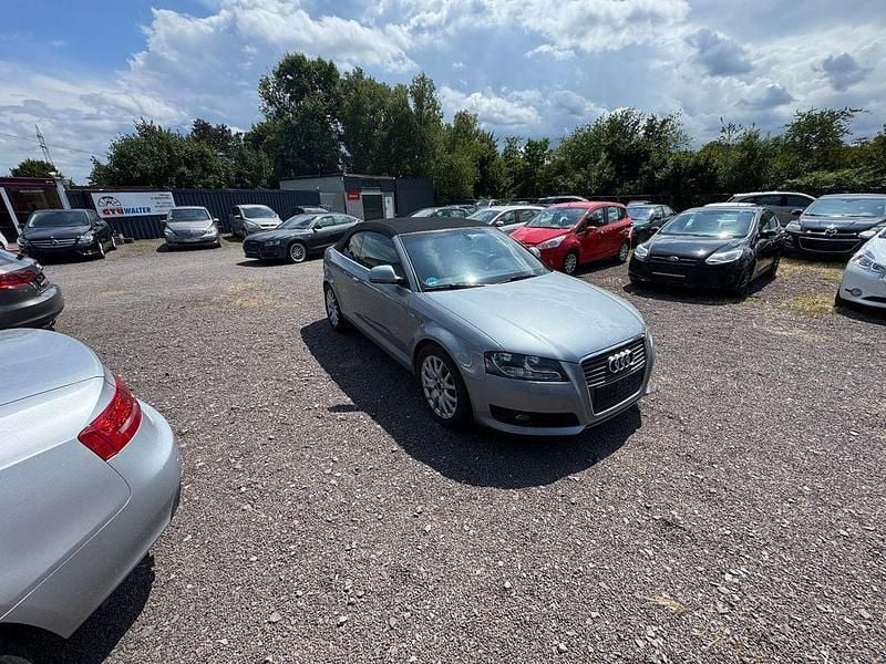 Grau Gebraucht 2010 Audi A3 Cabriolet S-Line Cabrio | 8.950 € (Fairer Preis) - Bild 1/4