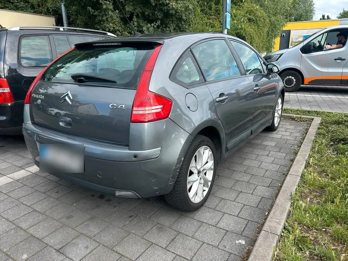 Gebraucht Citroën C4 120 PS (88 kW) 2009 Grau Limousine