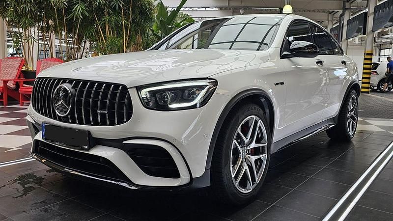 Weiß Gebraucht 2019 Mercedes GLC63 AMG AMG Coupé | 49.900 € (Guter Preis) - Bild 1/4