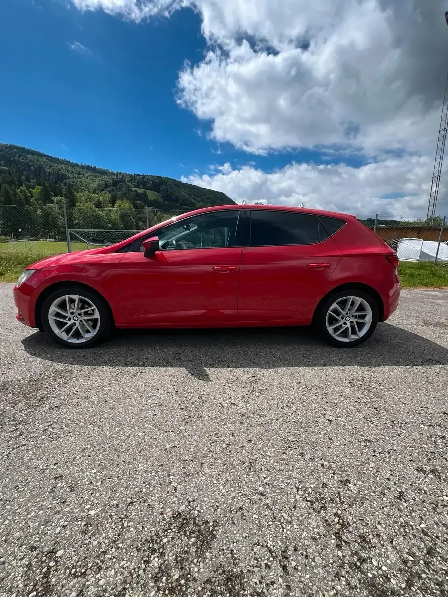 Gebraucht Seat Leon 150 PS (110 kW) 2013 Rot Kleinwagen