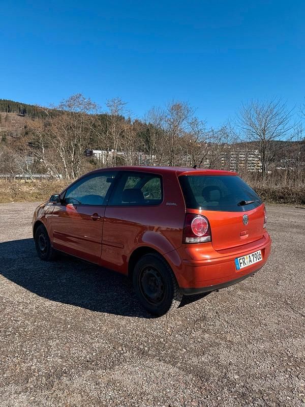 Gebraucht VW Polo 65 PS (47 kW) 2007 Orange Kleinwagen