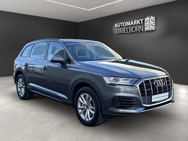 Grau samuraigrau metallic metallic Gebraucht 2021 Audi Q7 S-Line SUV | 47.950 € - Bild 1/4