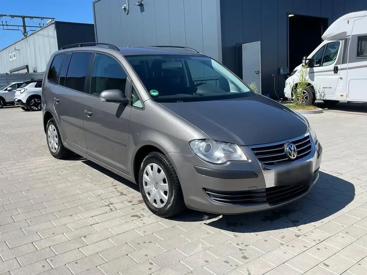 Gebraucht VW Touran 105 PS (77 kW) 2007 Grau Van / Kleinbus
