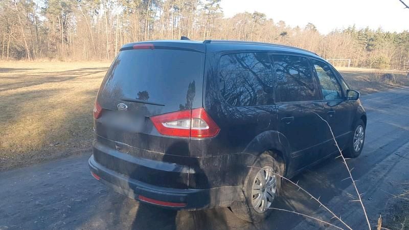 Gebraucht Ford Galaxy 140 PS (102 kW) 2011 Schwarz Van / Kleinbus